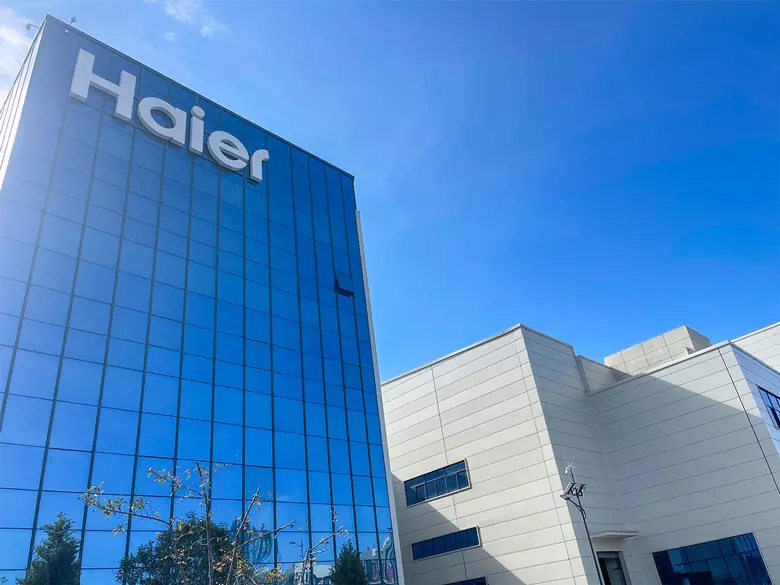 Proyectos de Paneles y Componentes de Construcción