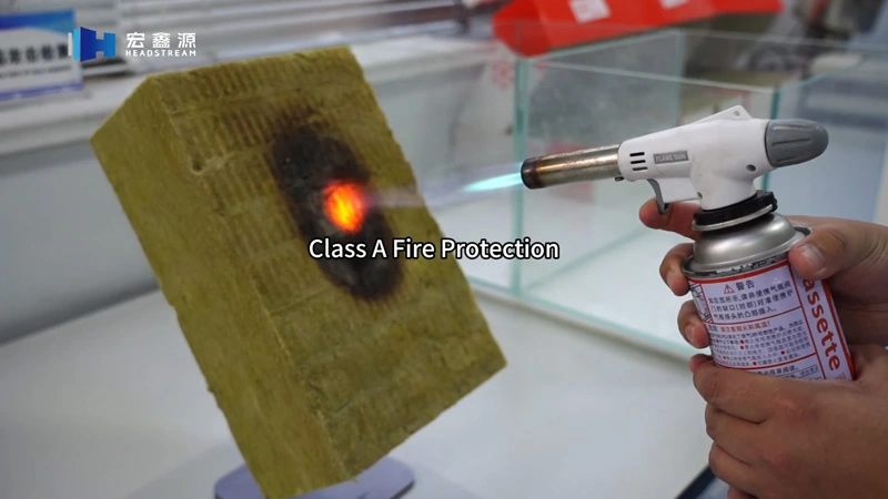 ¡Descubre los paneles sándwich Headstream PU: alta calidad, fácil de instalar y protección contra incendios!