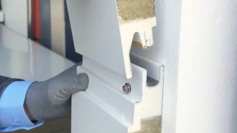 ¡Definitivamente nunca has visto paneles de pared de cortina de metal como este!