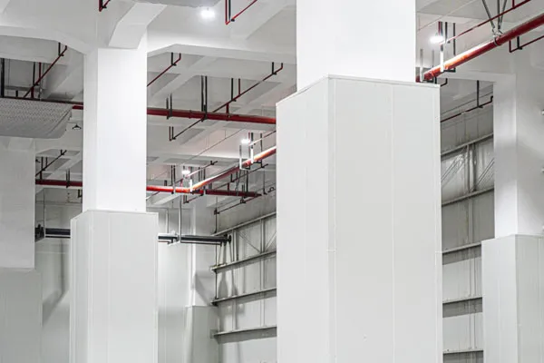 Paneles de sala blanca: habilitación de instalaciones industriales y médicas de alto estándar